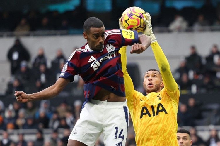 Hasil dan Klasemen Liga Inggris – Man City Balik ke Mode Pembantai, Titisan Ibrahimovic Bikin Raksasa London Terkapar