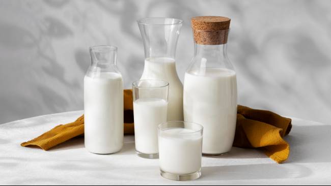 6 Makanan yang Sebaiknya Tidak Dikonsumsi Bersama dengan Susu